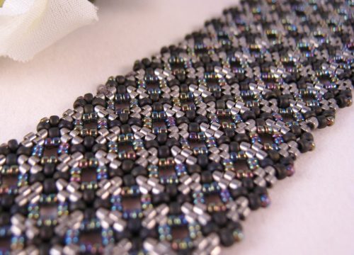 delica vs seed beads